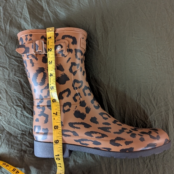 Leopard Print Women's Rain Boots - Picture 6 of 6